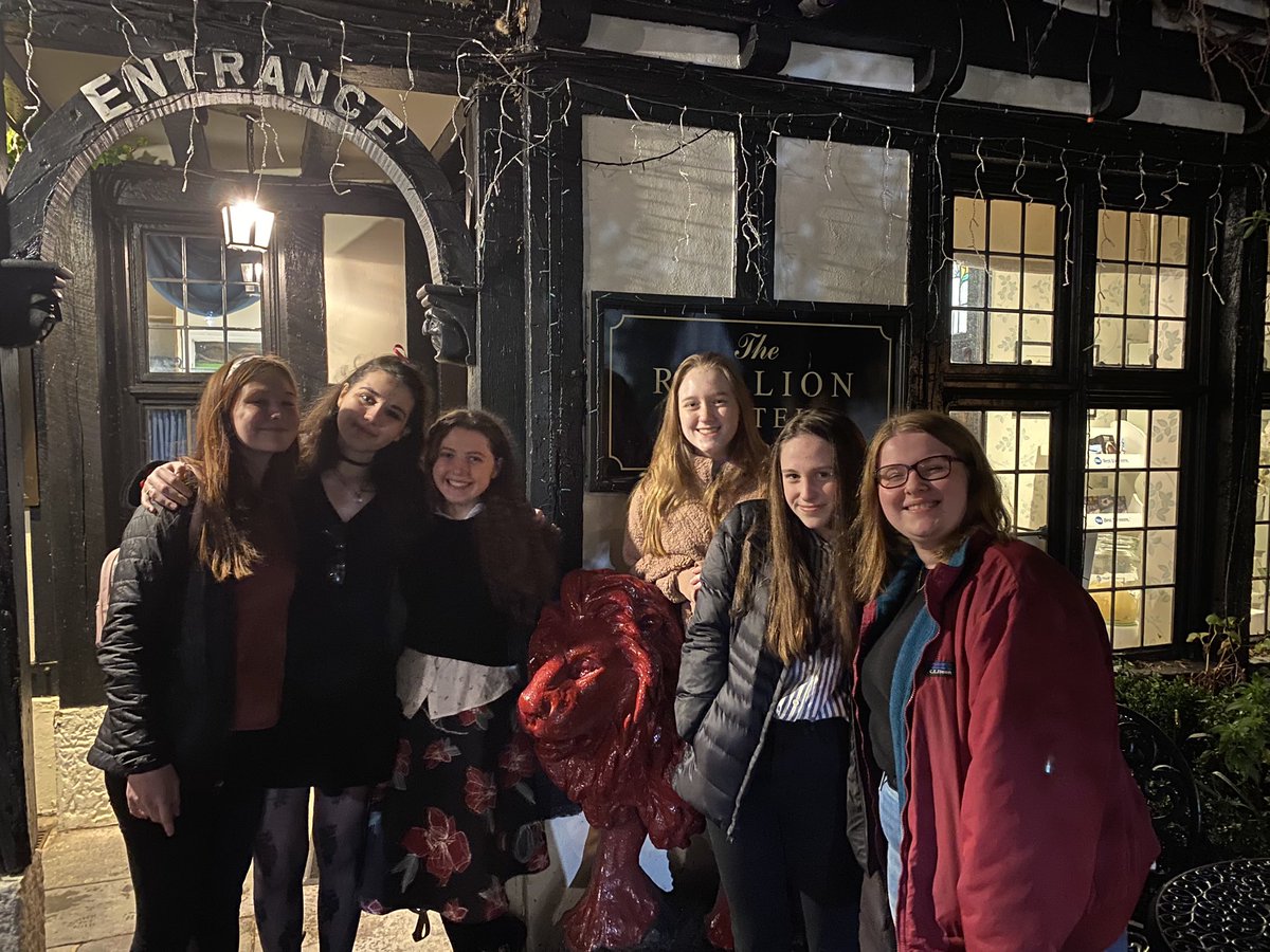 WestoverRasin's tweet photo. From seeing โEmmaโ @ODEONCinemas to visiting @JaneAustenBath our students are putting their love of Austen to good use! #WestoverMusic #WestoverGlobalPrograms ๐๐๐ https://t.co/lKYpwf9vxj