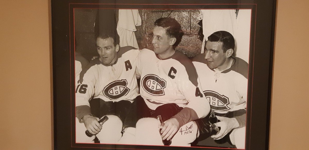 TheoretGary's tweet photo. One of my favourite birthday gifts. This photo from Lynn Ball with game sheet on the back. 3 legends of the game all now passed. #RIPpocketrocket
#10cups
@Liams_Hockey
@Thomer1162
@TheUnrealDougP
@carlLavigne3
@19LarryRobinson
@TroyMilne
@TSNSteve
@CJ_Stevenson
@dortzhabs https://t.co/sLwW087whv
