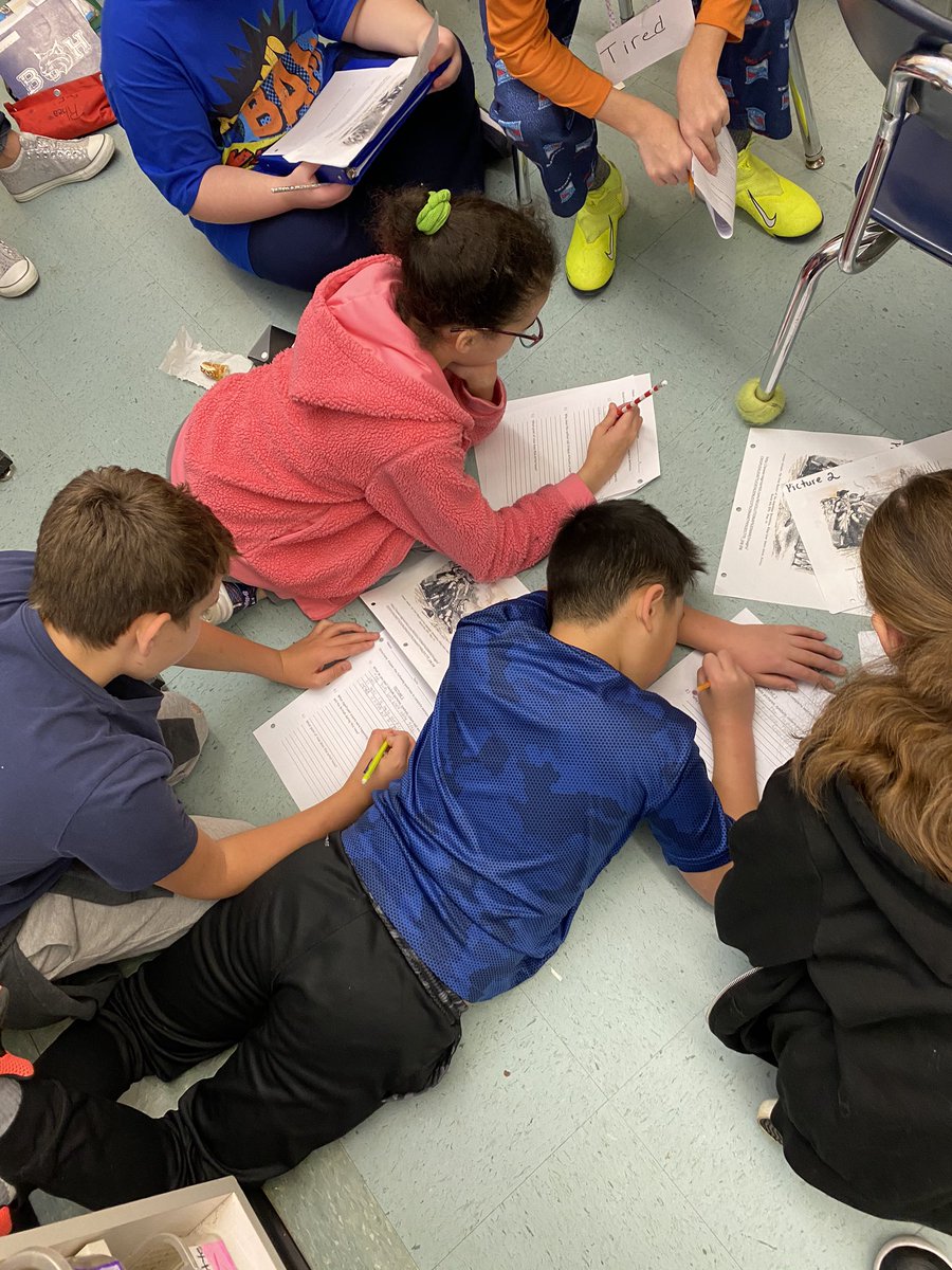 CourtFerraro19's tweet photo. Working together to examine various Boston Massacre propaganda!! #itsgottabeBHE #handsonhistory https://t.co/J7z1UHkv80