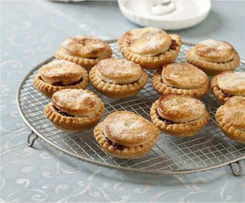 WeschDirect's tweet photo. Mince pies were once banned!
Legend has it that in the 17th century Oliver Cromwell banned eating mince pies at Christmas as he saw it as a sign of gluttony. Luckily the ban didn’t last long and we are able to enjoy the delicious pies once more.
#BritishPieWeek2020 #PieFact https://t.co/9BvWypVuFS