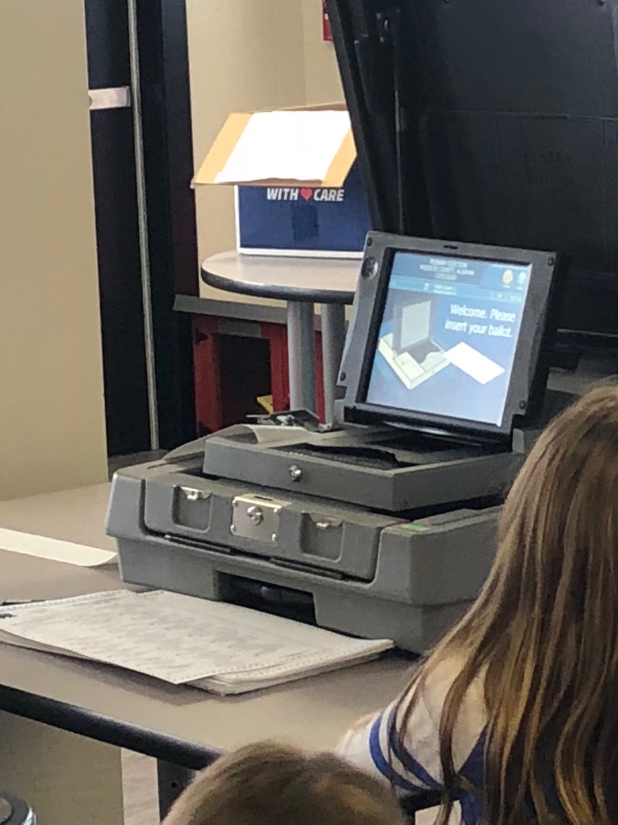 UpchurchLearne1's tweet photo. Our class would like to thank Mrs. Cromer for organizing voting for the grade level today. Students learned many new things about voting &amp; will vote later today. https://t.co/byk5KIqzGq
