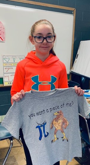 MerCoMath's tweet photo. Winner of the Pi Day T-shirt design contest! What an artist! Thank you for putting so much hard work into it! #mtbos #PiDay #artist #iteachmath https://t.co/4wi4OA83Yh