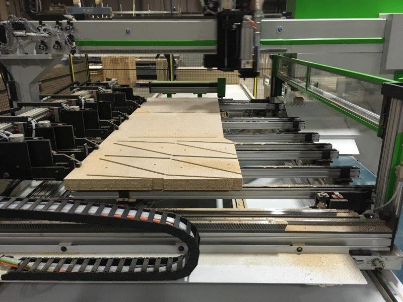 JJSWoodworking's tweet photo. Another successful MZ Pluris CNC installation completed by JJ Smith. Boosting production at a leading UK sofa / chair manufacturers! 

#machinery #woodworking #furniture #production #sofa #installation #manufacturer #sofaparts #sofaframe #chairs #cnc #upholstery https://t.co/rwjHbC37HL