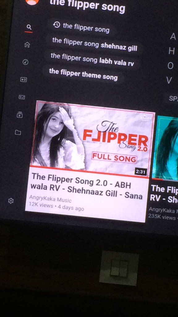 AngryKakaMusic's tweet photo. 🔴THE FLIPPER SONG 2.0 🔴[ OUT NOW ] ON YOUTUBE
LINK👉 https://t.co/Xll5jQEWG2
.
.
 #ShehnaazGill  #SidNaaz #SidharthShukla 
#shehnazgill #Shehnaazians https://t.co/UIzH5PlAF7