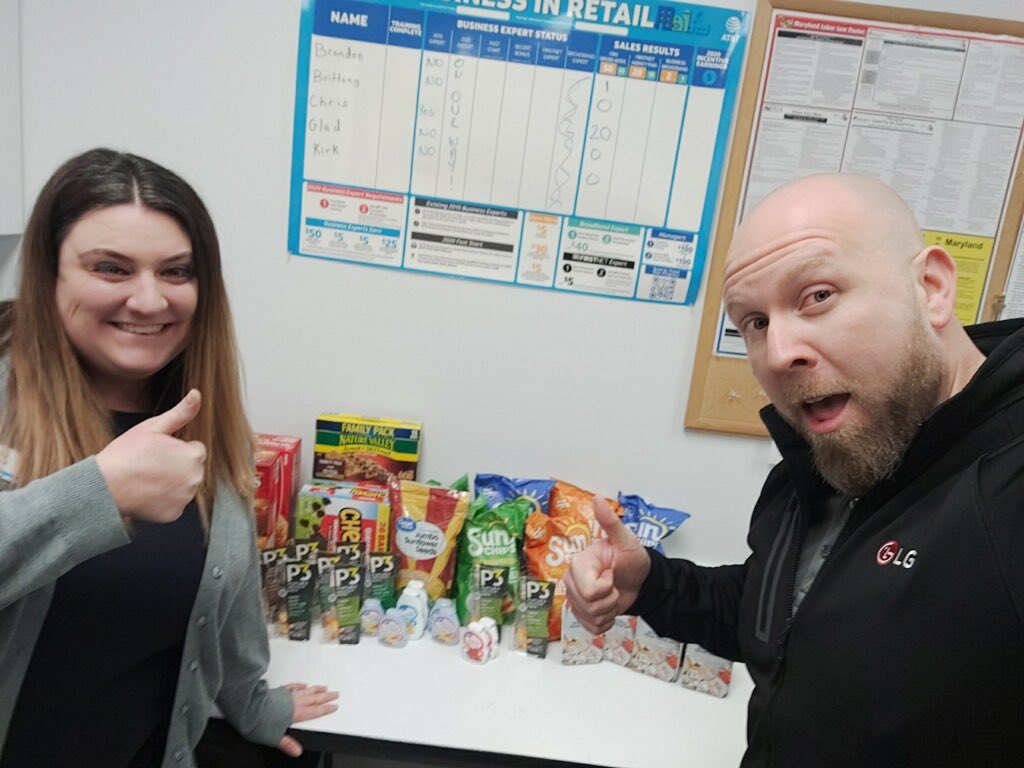 Mark from LG stopped by to fill the fridge!!  #LG8XThinQ #Lifeisgood