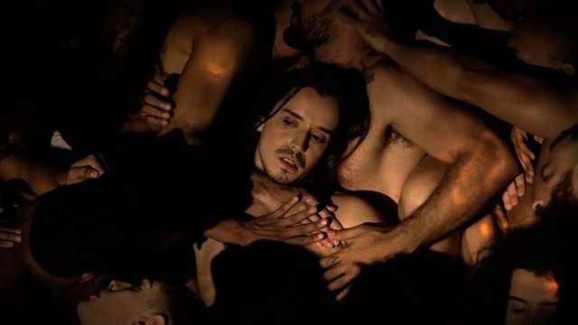 benifalcone's tweet photo. Esse clipe 🖤🐾 essa música! “Animal” foi um importante passo que eu dei no ano passado. É muito incrível colocar uma ideia, uma visão em prática, ainda mais quando o processo é repleto de amigos talentosos.
🤔 Quais os próximos passos? Música, música e música! Watch #Instavide… https://t.co/Q060YVl2rC