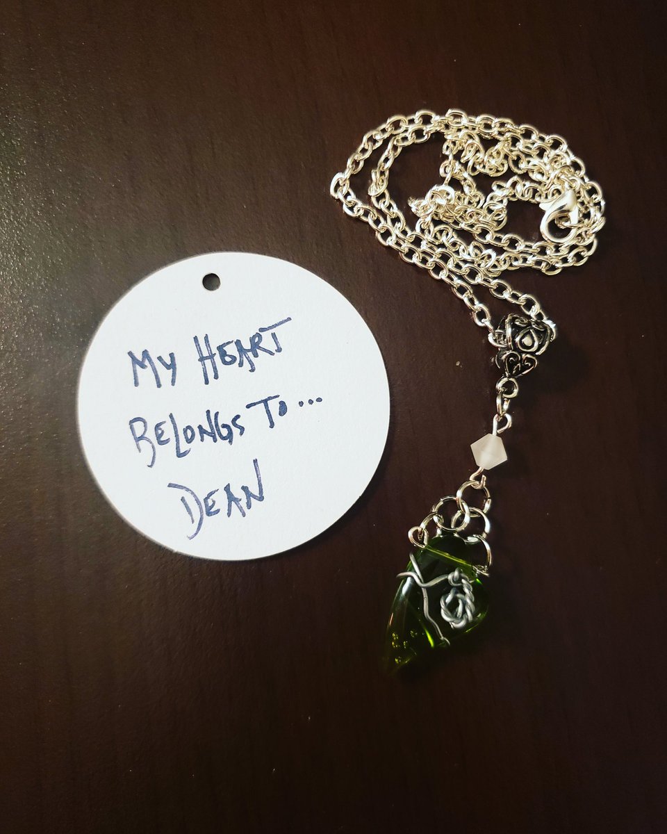 MooseSquirrel1's tweet photo. Day 2 My Heart Belongs to Dean at #spnvegas2020 #SPNVegas made by the talented and lovely @eldwenne https://t.co/JUwaaoQFyU