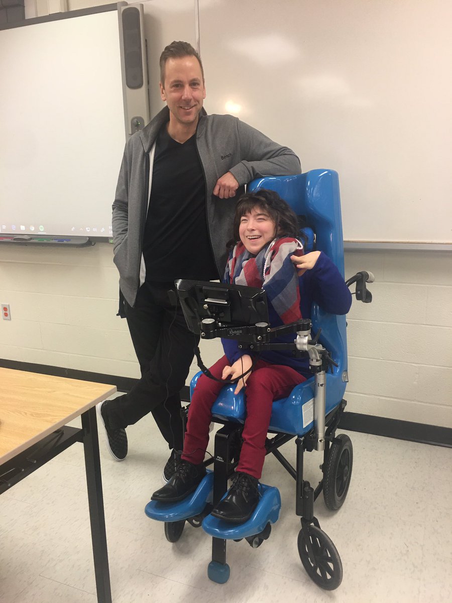 GiselleGaylie's tweet photo. It was an honour to be back at my Alma Mater, @loyolacss, to present to Mr. Bratovz’s attentive grade 12 students as a Public Speaker. I was overjoyed to see some of my former teachers too. @LoyolaChapel @coachTGH80 @DPCDSBSchools @archtoronto https://t.co/d6bEan4HFb