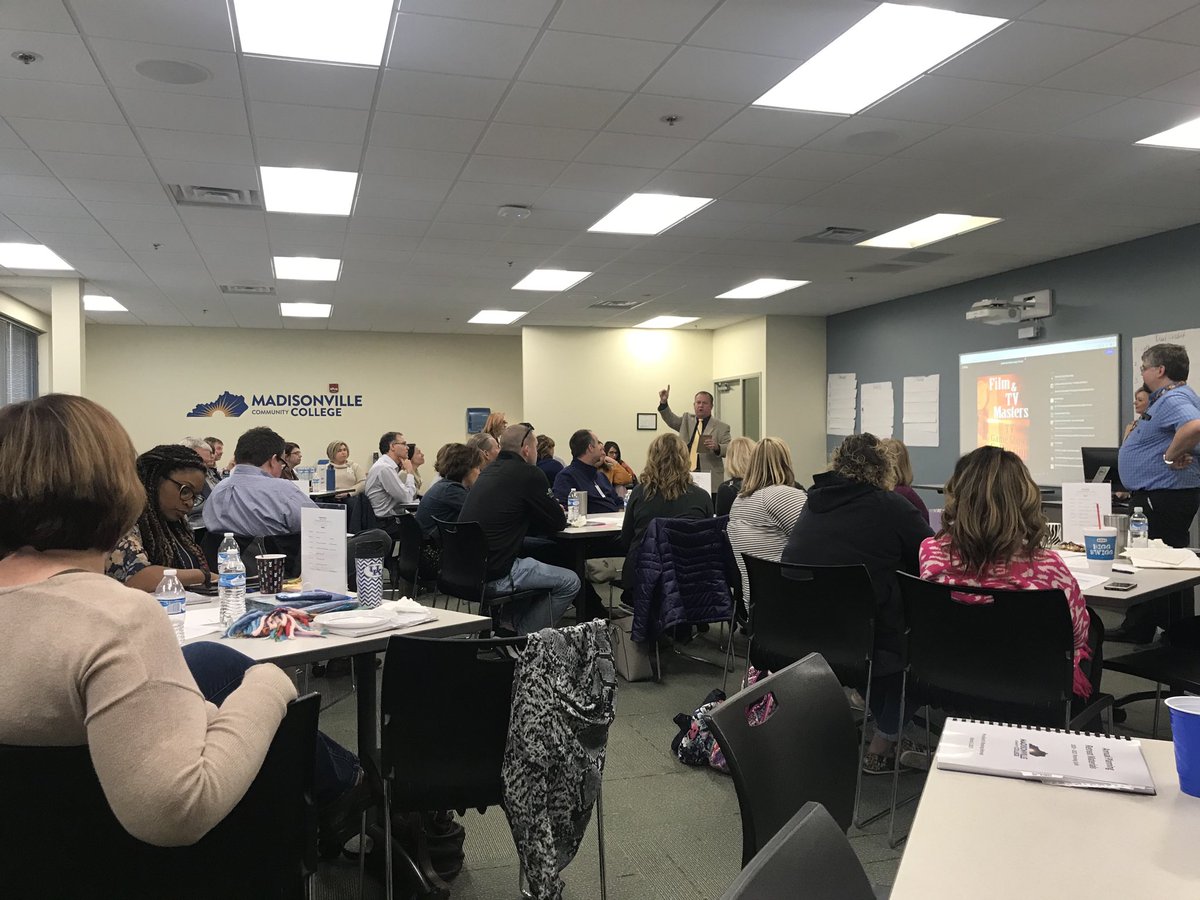 PresidentMCC's tweet photo. Annual strategic planning day ⁦@madisonvillecc⁩.  Studying the data, reviewing practices, brainstorming possibilities &amp; setting goals.  Making sure we are meeting needs of students, community &amp; industry. All that &amp; having a good time with colleagues. #MCCProud #MCCForward https://t.co/6fbtcpsCYS