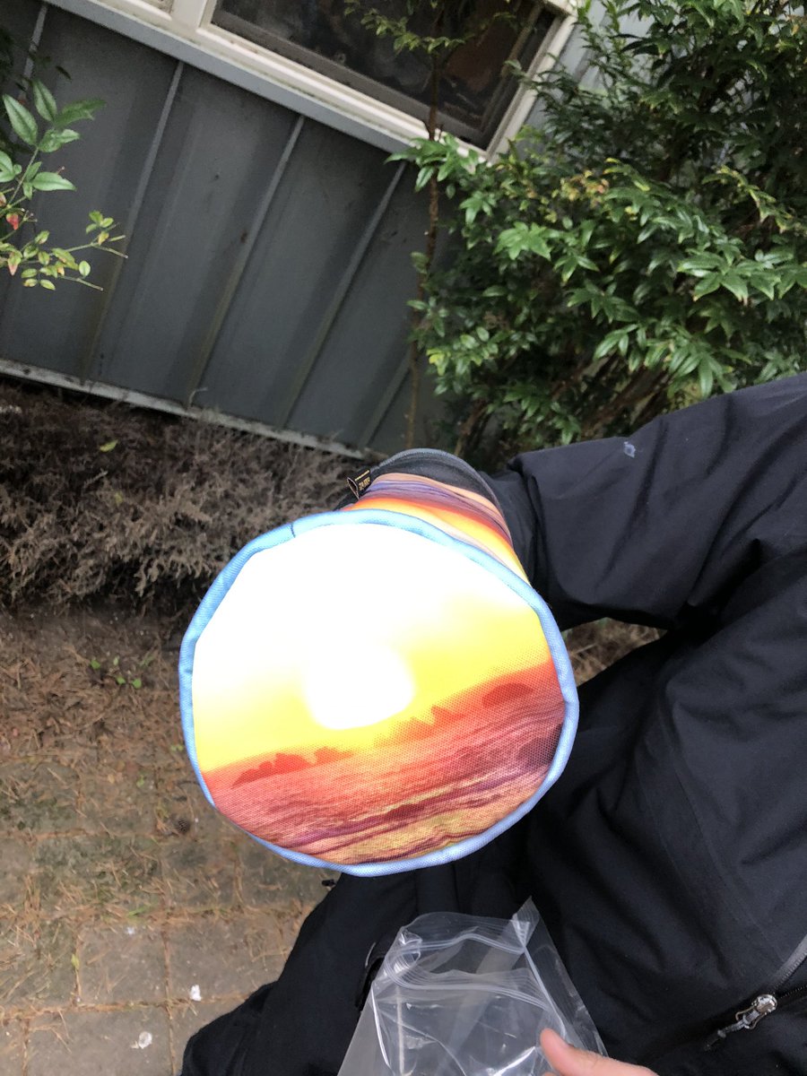 JerryLouLooper's tweet photo. Dig this custom driver headcover from my boy Crazy and @fromthebacktees pod’s official sponsor Gorse Golf 🔥 #FaceRock https://t.co/siRBPIw9Le