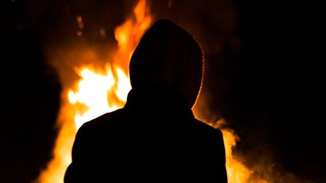 66_sith's tweet photo. @SoarMichael @FactsSupport @MelinaUni @MissCrabby21 @skippymofo1 @CarolHeidinger @treckly @GovEvers We'll never know. All the evidence of the shooting, rape, and torture went up in flames. https://t.co/DNx6xEryCQ