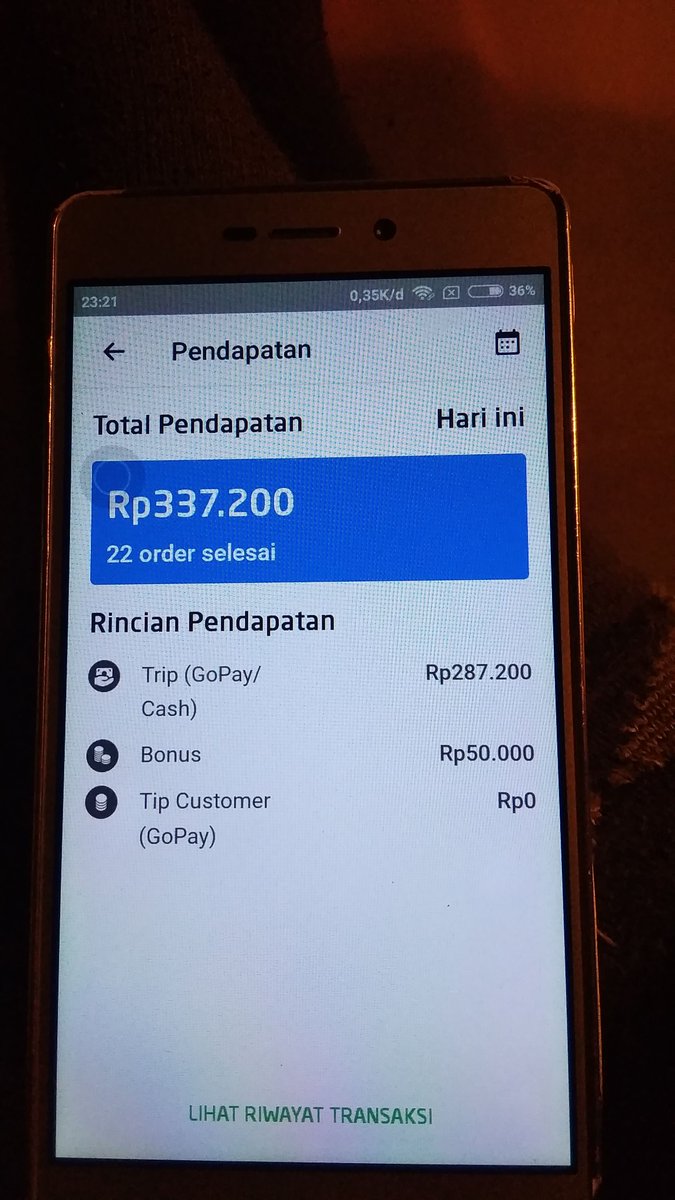 Bung_Ipay's tweet photo. Alhamdulillah wa syukurilah Jum'at barokah #WajibTupo #GojekBks #AmpeNgantuk #12Jam https://t.co/1VqO4p3TnA