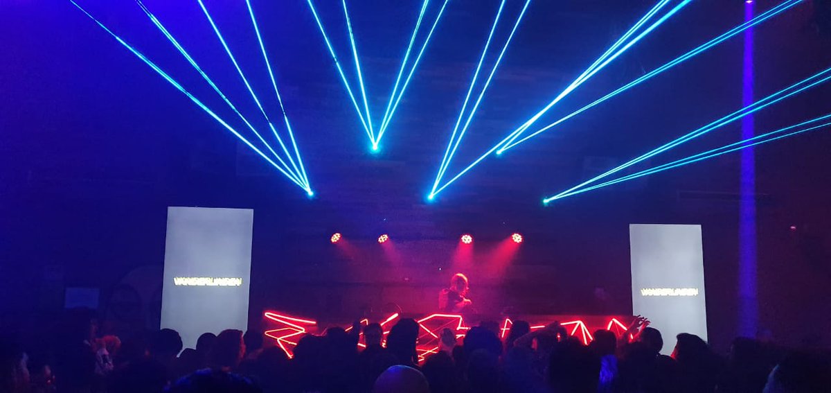 kikekhb's tweet image. #CMDFEST @noiselab 😎