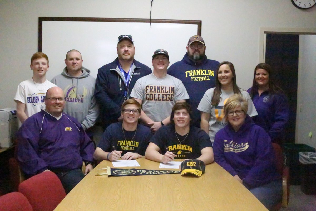 GoldenArrows1's tweet photo. Congrats to Karter and Kyle Vernelson. Both will be continuing their football careers at Franklin College. https://t.co/9FegXGOlQu