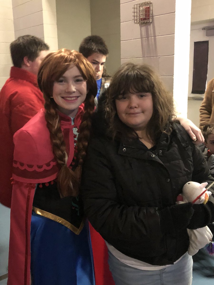 jillwolfe911's tweet photo. These kids are like professionals. And their audience thought they were STARS! @BridgetownMS @OHLSD #OHBMSBest https://t.co/XnDbUAn7Ot