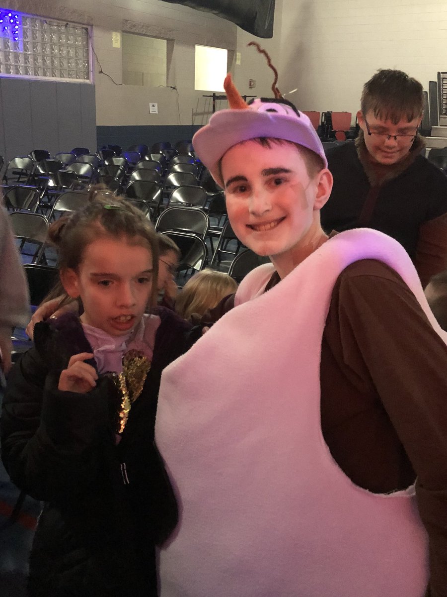 jillwolfe911's tweet photo. These kids are like professionals. And their audience thought they were STARS! @BridgetownMS @OHLSD #OHBMSBest https://t.co/XnDbUAn7Ot