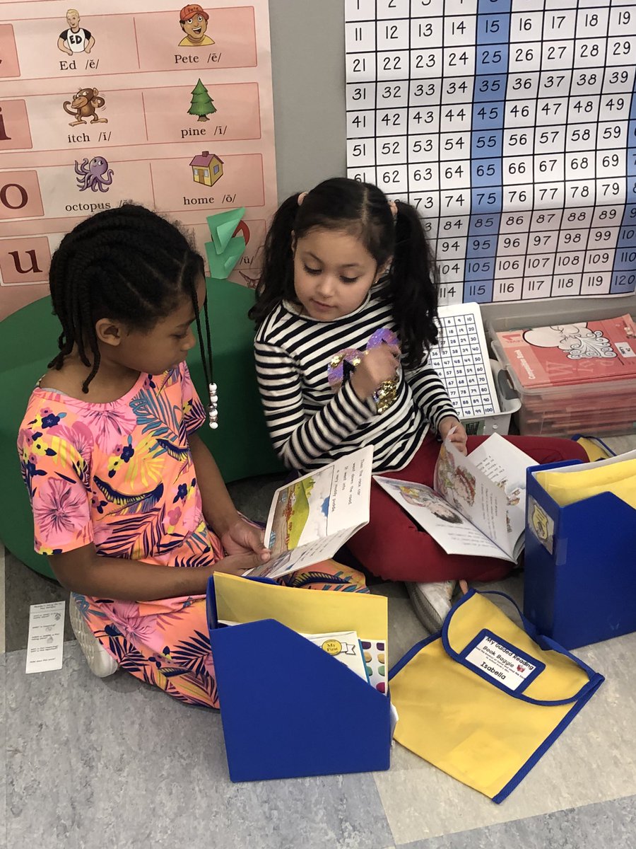 GlenvilleSchool's tweet photo. Amazing teaching and learning happening at #newleb #westsidebestside https://t.co/lH9gFSiHew