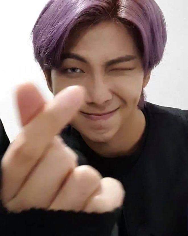 samjoon5's tweet photo. I freaking love #grapemon so much!!!!💜💜💜💜 https://t.co/hidojIjiOa