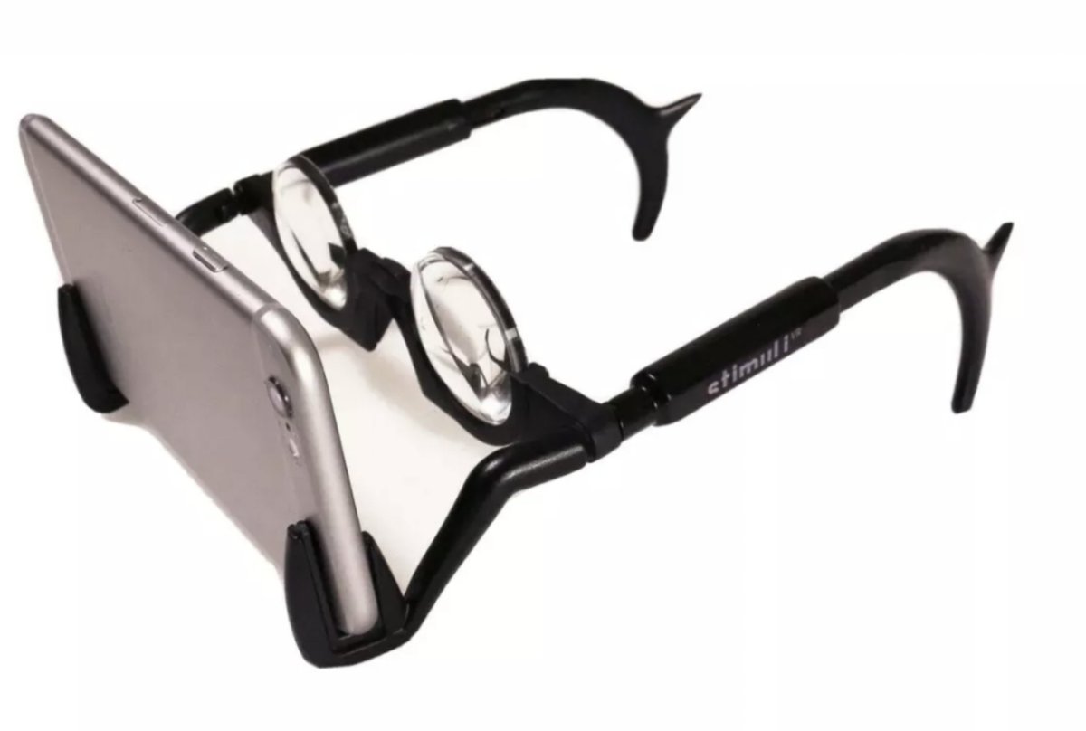 TheHappyLass's tweet photo. Today's #FridaysFind is this smartphone 'virtual reality headset' that I found on eBay... https://t.co/BVkoF98snS