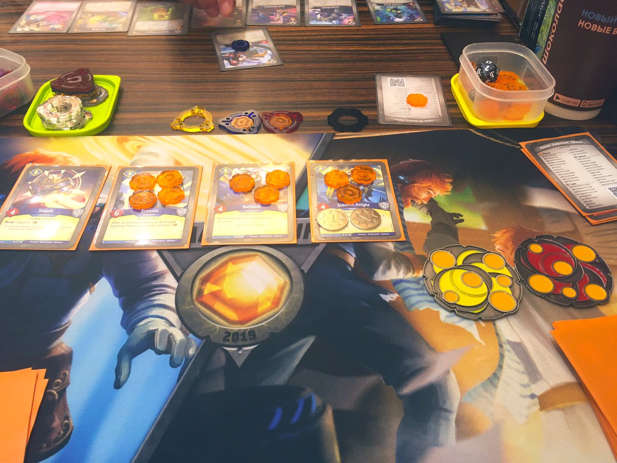 Paul_McBear's tweet image. #keyforge in Moscow with player from Denmark 🤝 at Friday evening