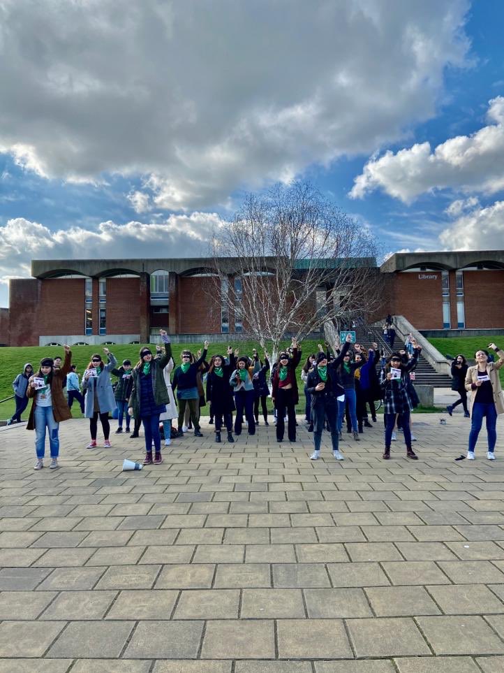 melina_galdos's tweet photo. Women in #LatinAmerica face systemic violence on a daily basis. Here at Sussex, we, Latin women, feel the struggle of our sisters across the region, so we raised our voice to channel the demands to end violence against women in all its forms. #NiUnaMenos #UnVioladorEnTuCamino https://t.co/yUX95VRW3P