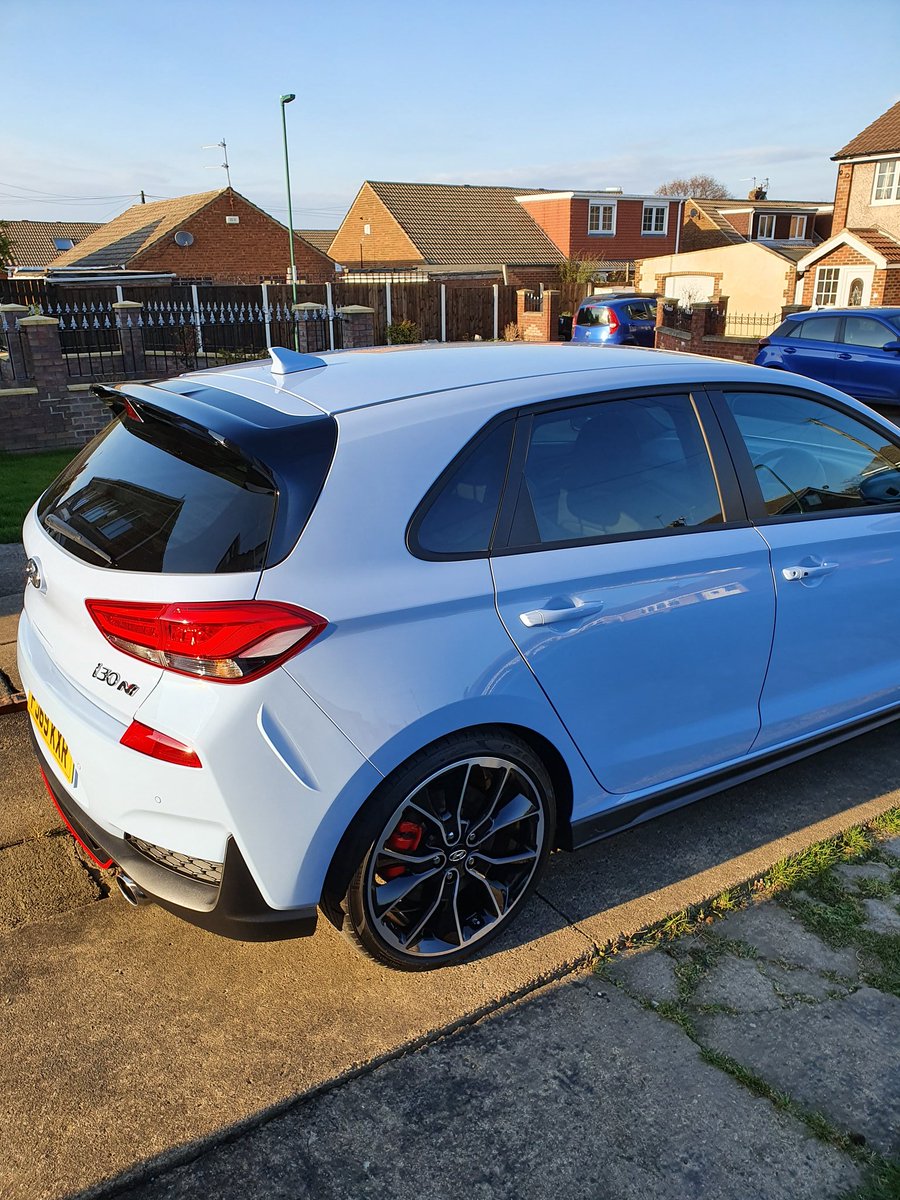Murd1876's tweet photo. There is no better feeling than a new car day feeling! #newcar #hyundai #i30Nperformance 🚗 https://t.co/xtT412yc3F