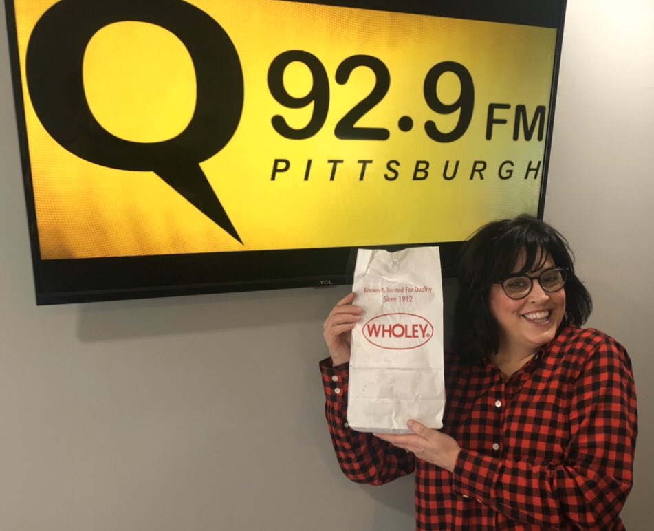 Q929FM's tweet photo. Big thanks to Wholey’s for dropping off their delicious fish sandwiches! #FishFriday https://t.co/7jijwOlCsz