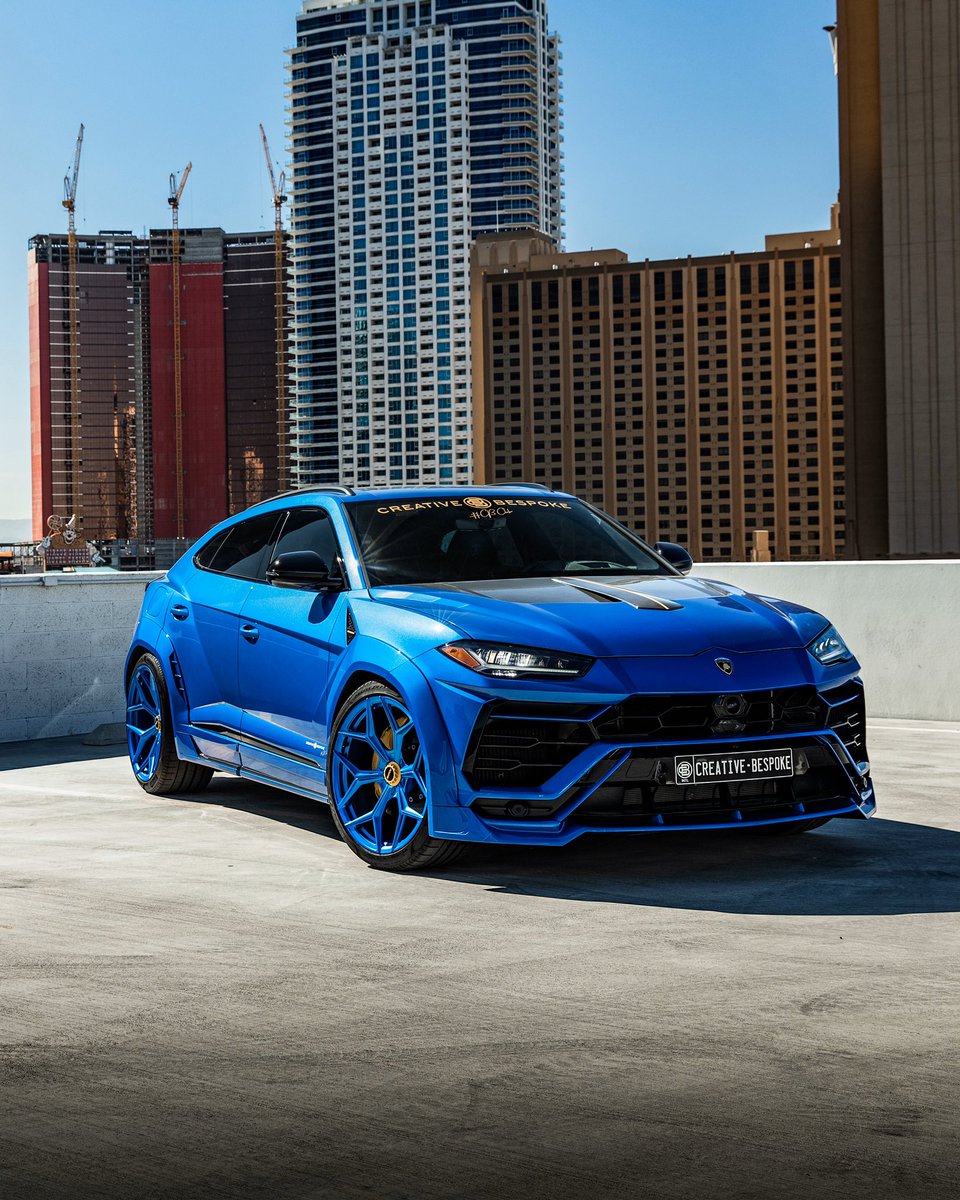 KFLETCH___'s tweet photo. Shot this Urus in Vegas. Crazy setup! But Twitter sees it first yet again. https://t.co/anbprUyQqd