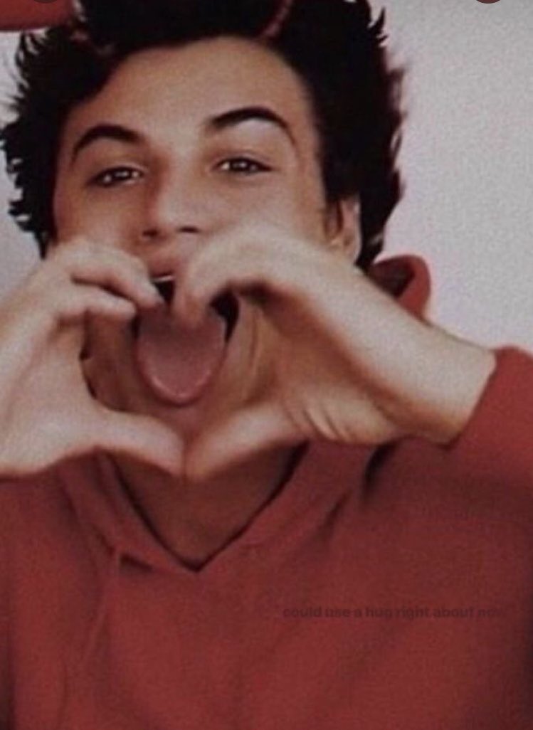 dxlansangel's tweet photo. Okay Ethan picture clear out: a thread https://t.co/dMGtivIIkC
