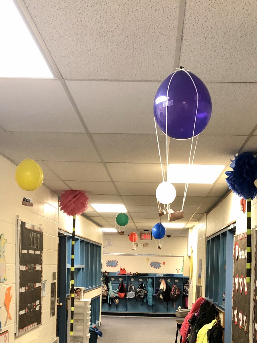 L_Gass's tweet photo. When you walk in your school and can’t help but feel happy, you know you’re in the right place.  The adorable decorations help, too! https://t.co/fiLo7h6Hqu