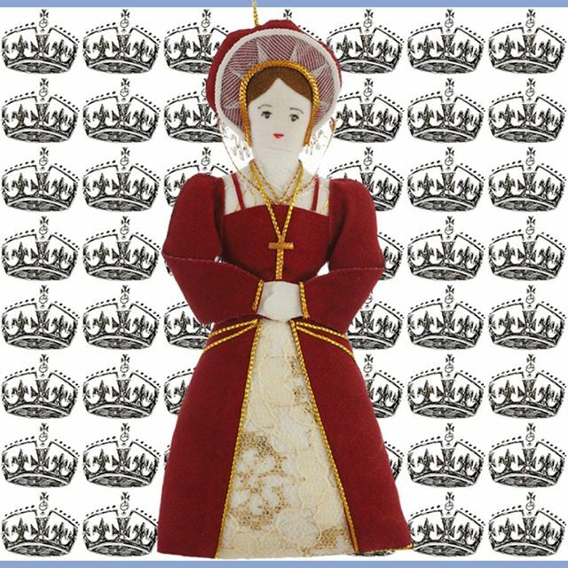 ChristmasCo1988's tweet photo. Used to being eclipsed by her sister, Elizabeth I, we thought Mary I deserved her moment of glory surrounded by all the crowns she could have desired.
.
.
.
#christmasco1988 #christmas #handmade #instahandmade #christmastree #christmastreedecorating #mary1 #tudor #history #u… https://t.co/BBxt2VO66W