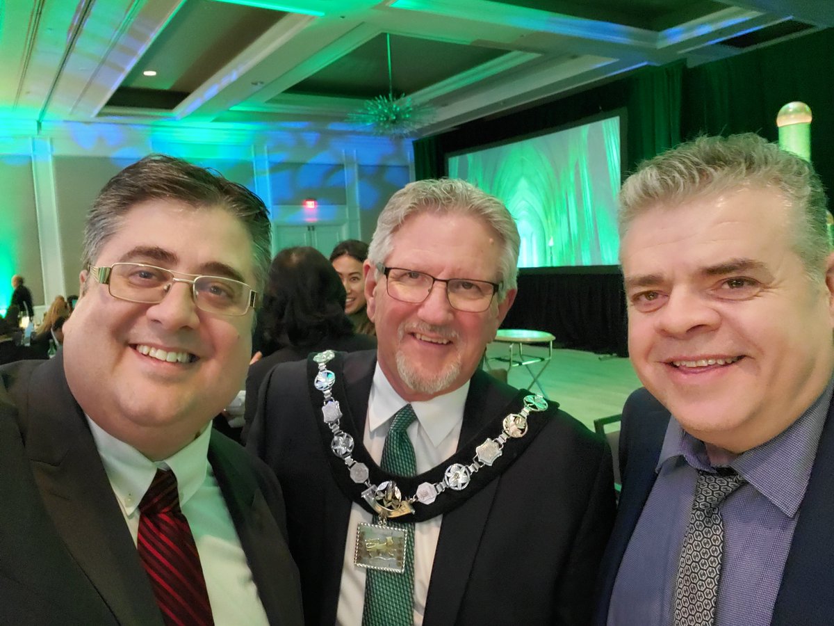 Inter_group's tweet photo. We enjoyed a fantastic evening at the Richmond Hill Business Achievement Awards 2020 hosted by the Richmond Hill Board of Trade. Congratulations to all the award winners and nominees! #IntergroupFacility #RHBOT #Business #Community https://t.co/SWDGhSm5cs