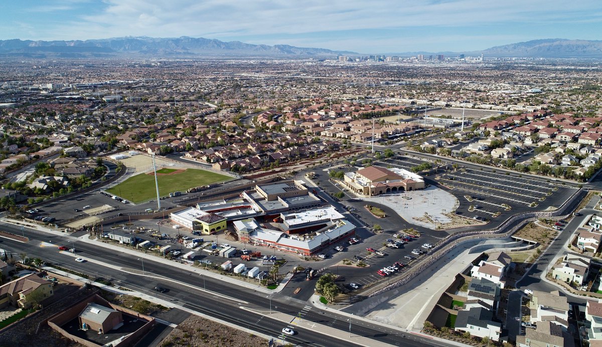 HirschiMasonry's tweet photo. A few impressive aerial progress photos of St. Francis School by Martin Harris
located in Henderson. We featured this project in December &amp; since then
you can see how much this project has come along. #ThankYou to #MartinHarris &amp; #ThankYou to our #TalentedTeam #HirschiMasonry https://t.co/YTVuea4sHz