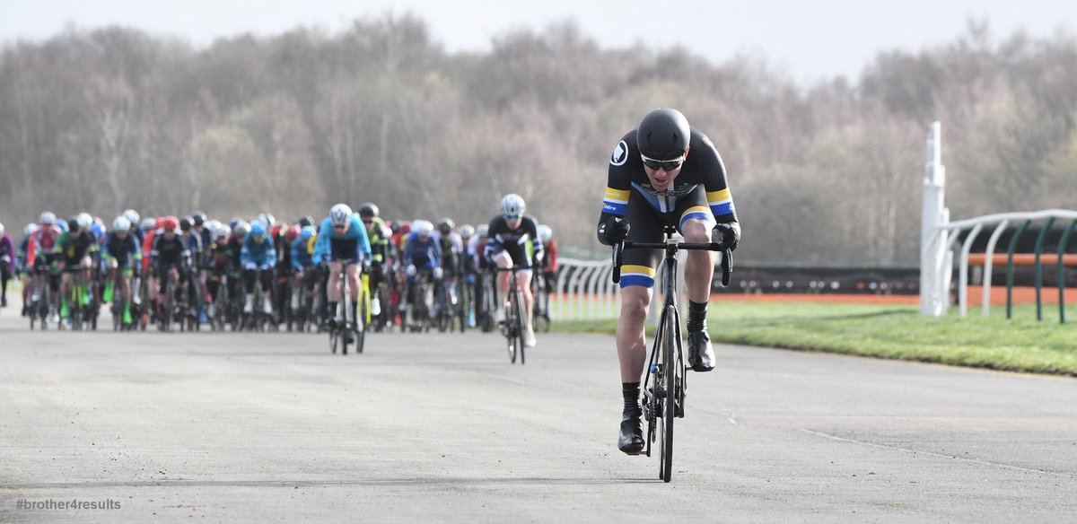 BottrillMatthew's tweet photo. Today was the official team launch of @TeamBottrill . Tomorrow is all about going full gas. It’s time to kick the season off and start #smashingitup #bringiton https://t.co/Vui1hzQU80