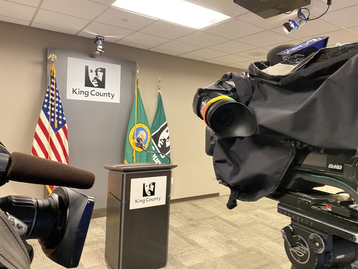 photog44's tweet photo. We’ll be streaming and broadcasting the press conference with the Governor and King County at 930am @KIRO7Seattle https://t.co/KDmSlyOGlJ