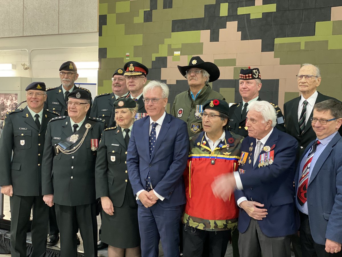 NLinCanada's tweet photo. Yesterday, Consul-General of the Netherlands in Vancouver Henk Snoeken attended the ceremony unveiling the @VeteransENG_CA poster which marks the 75th anniversary of the liberation of the Netherlands. 

#75YrsFreedom #Liberation75 #LestWeForget https://t.co/SJkPqawgMm