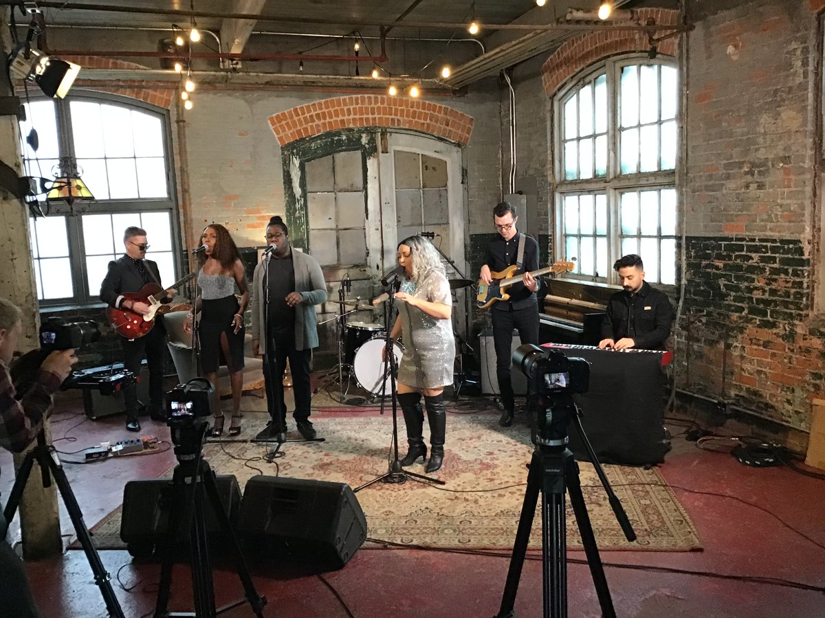 UnicornProject1's tweet photo. We have so many amazing performances coming your way for The Unicorn Project’s 2020 season! Be sure to subscribe to our YouTube Channel for access to exclusive performances by the GTA’s most talented musicians.

#TheUnicornProject https://t.co/uLLNerboPQ