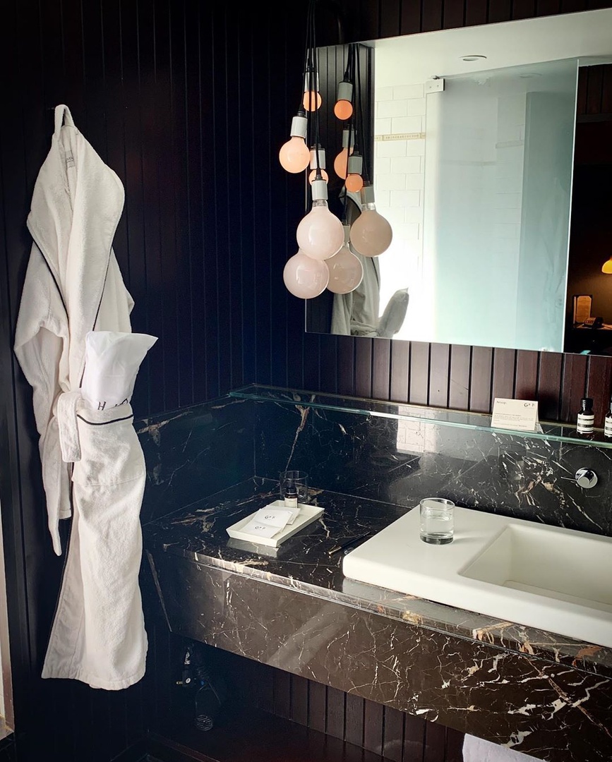 Gramercy Park Hotel tweet media