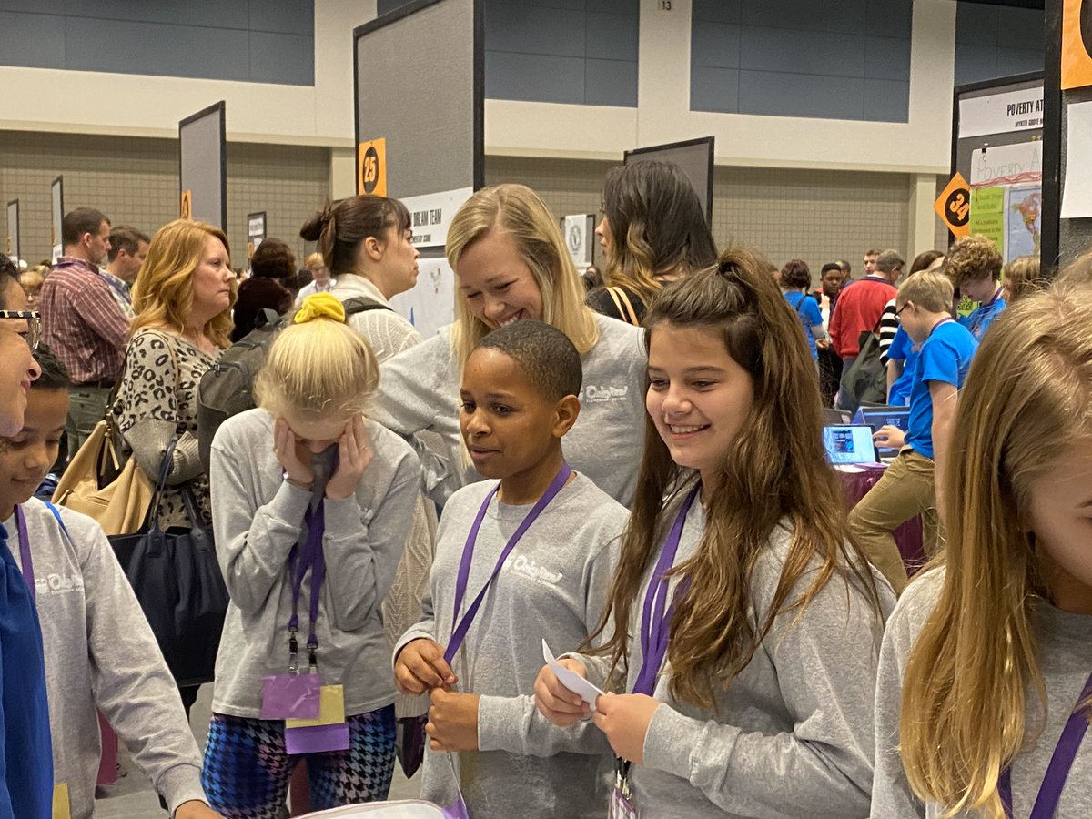 Kristen Hackbarth tweet media