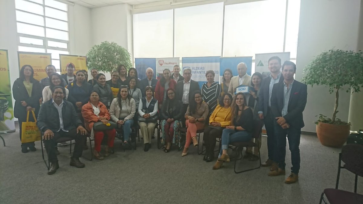 RSQuito's tweet photo. #Hoy en el #VisitaRSE, agradecemos a #DHL por abrir sus puertas y dar a conocer sus proyectos emblemáticos de #RSE: GoGreen, GoHelp y GoTeach. Estos proyectos demuestran que juntos podemos sumar sinergias para construir un territorio #SostenibleInclusivo https://t.co/tDrYXHRDak