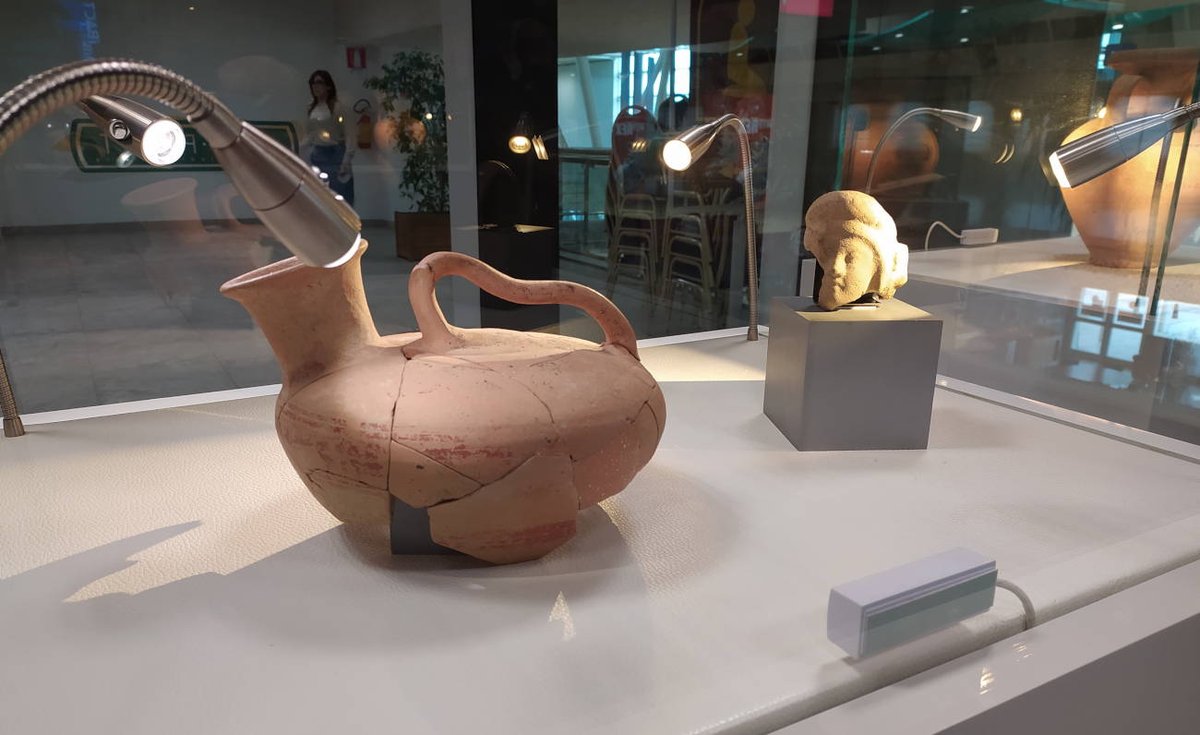 CSmeraldaOff's tweet photo. In aeroporto una mostra sull'Olbia greca. #ArtportGallery #CostaSmeralda #destination #travel #vacanze #viaggi #Geasar #MariaAssuntaFodde #Olbia #Olbiagreca #RubensDOriano #Sardegna #mostra #exhibition #SilvioPippobello #OlbiaAirport @Olbia_Airport https://t.co/9zRAcNsAp5 https://t.co/22Q0D1ICXA