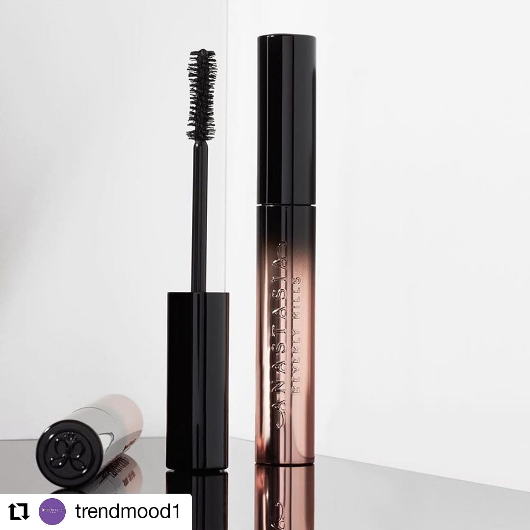 donatda's tweet photo. #Repost @Trendmood
#REVEALED 🚨 The wait is over 🖤👁 Here is #LASHBRAG Volumizing NEW! #Mascara !!! By #anastasiabeverlyhills #BloggersTribe #blogginggals #RTingbloggers #ilovemakeup #makeupfanatic #makeuplook #FierceBloggers #fabbloggersRT #bloggers #paradiseRT https://t.co/ftua7uCFkH