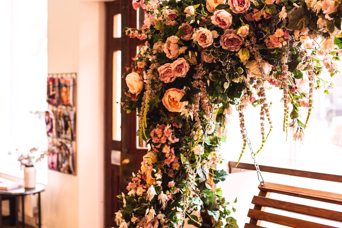 Happy International Women’s Day! Celebrate you with a complimentary Rose Garden <a href="/MartinMillersCo/">Martin Miller's Gin</a> @FentimansLtd gin cocktail with your blow dry throughout March at all stores! Strike a pose by the beaut floral displays in our Chelsea nest in March only 🤳🏽🍸