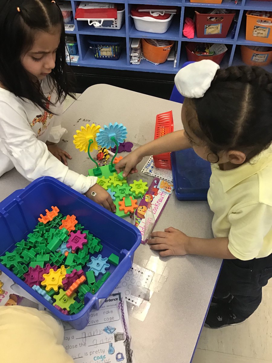 How can you make objects move?  Exploring Forces in #STEM Centers ⁦<a href="/PS62ChesterPark/">PS62</a>⁩