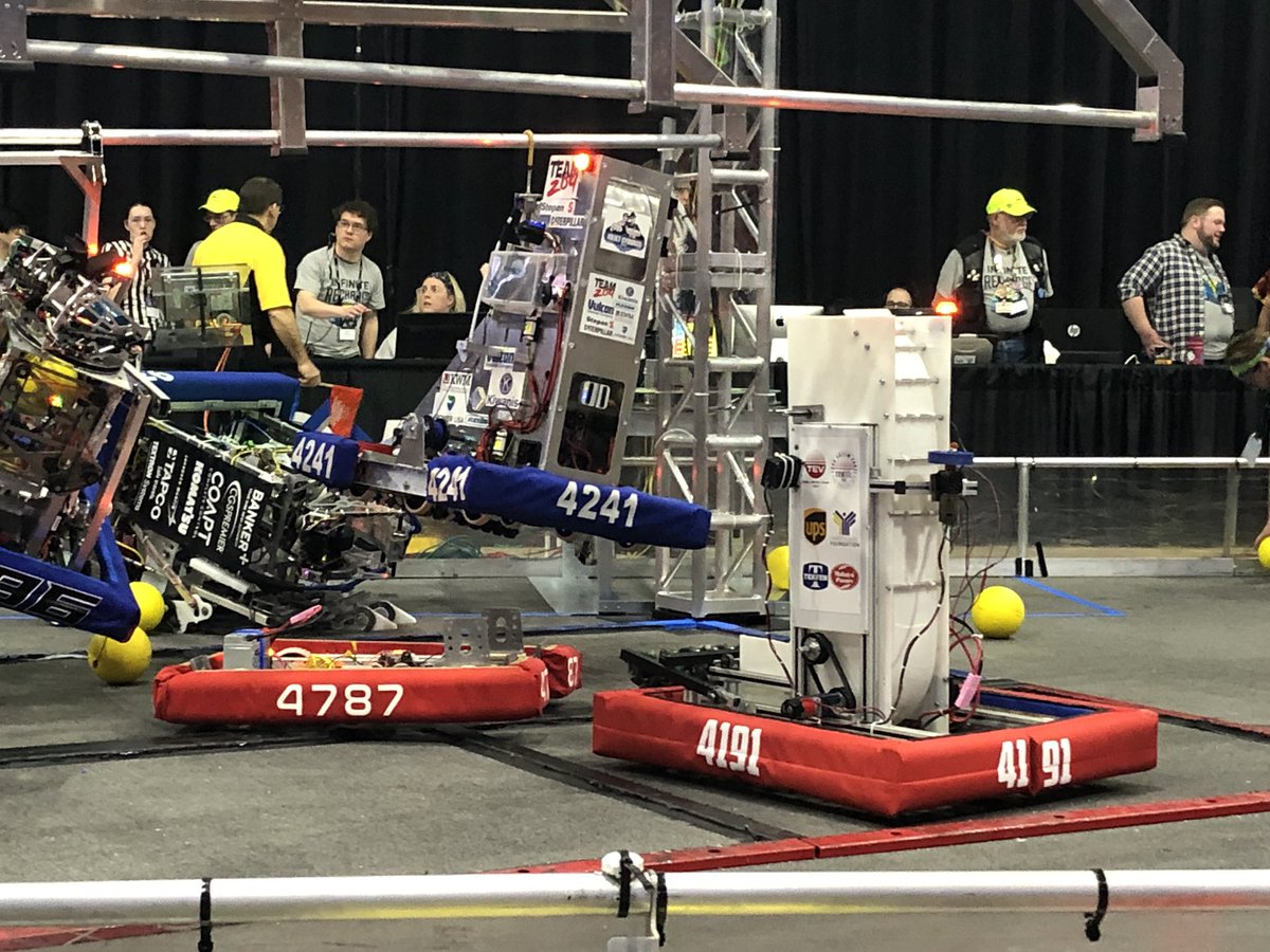 Going at it now! #FIRSTRobotics #MidwestRegional