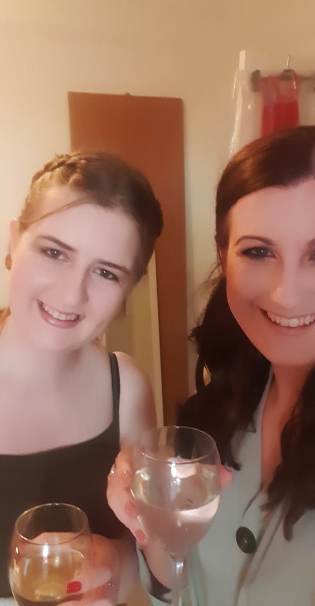 KatieRobinette3's tweet photo. Getting ready for the #VertasAwards20 🥂 https://t.co/1JwR5rv0aZ