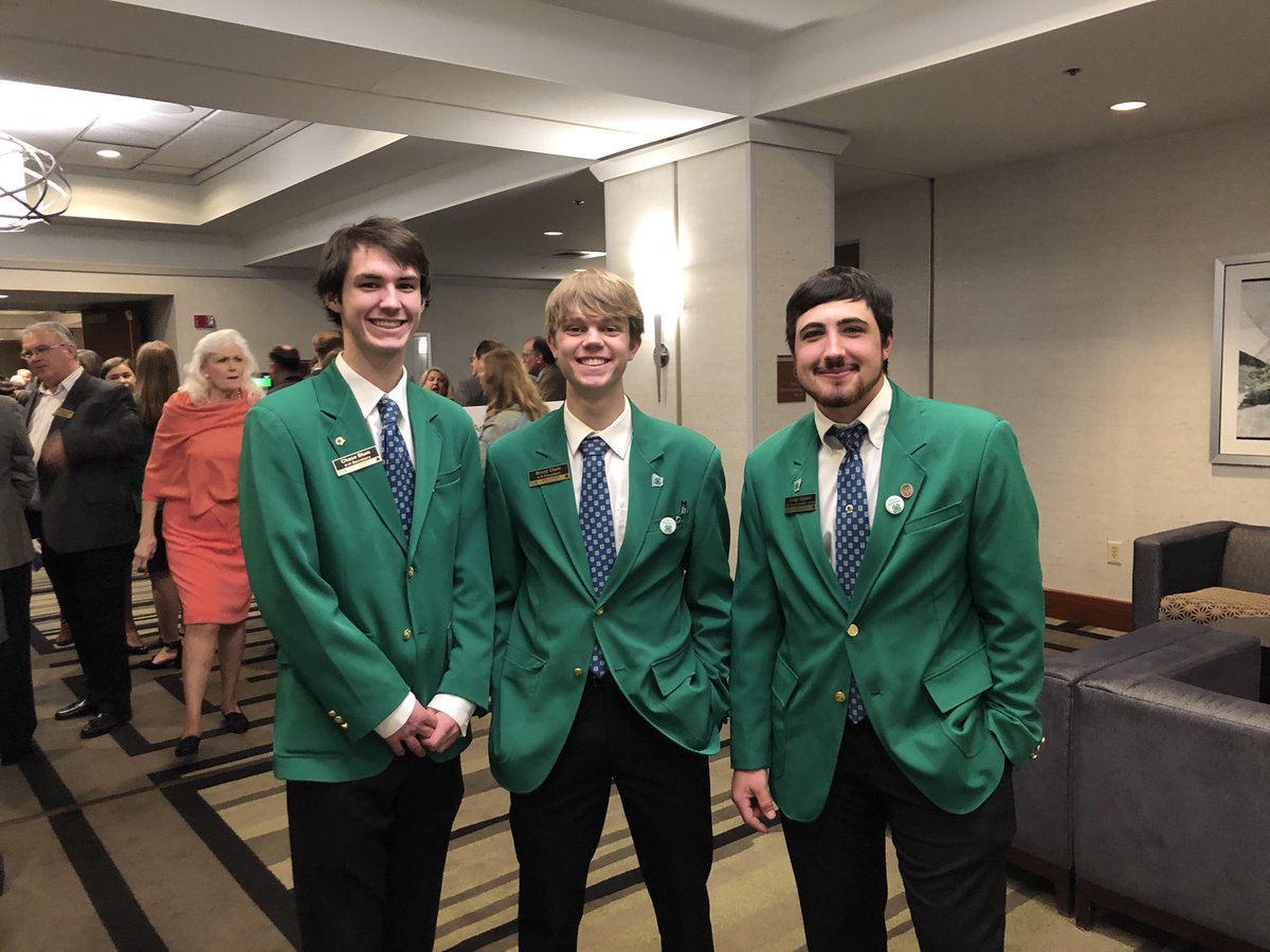 AgWriterArk's tweet photo. .@Arkansas4H State Officers in the house at #AAHOF2020 @UAEX_edu https://t.co/7kKdNtRpsm