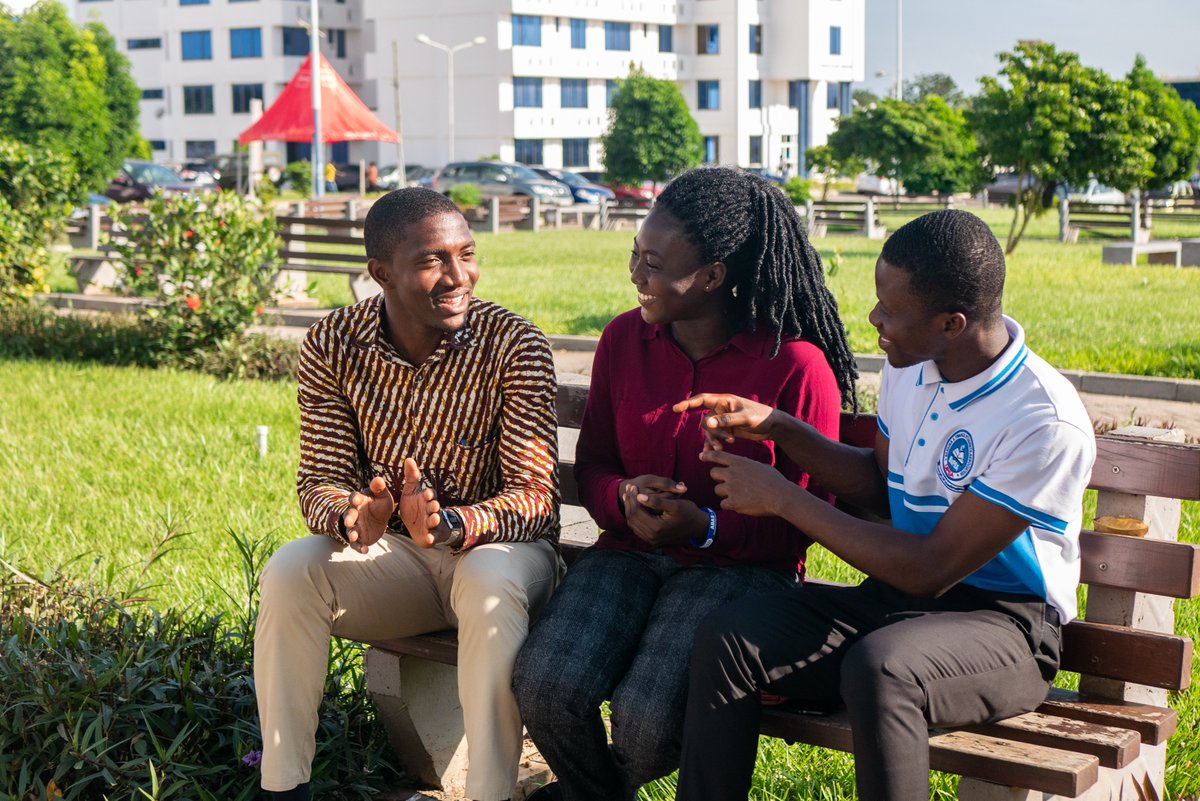 ESSA_Africa's tweet photo. Interested in education in sub-Saharan Africa? Motivated with a passion for learning? We are looking for you!
We are hiring for 3 exciting roles:
Head of Research &amp; Insight, Digital &amp; Data Manager and an Evidence, Impact &amp; Learning Manager: https://t.co/TAcH3lUKjD  
#ChairtyJob https://t.co/T2S959WL1n