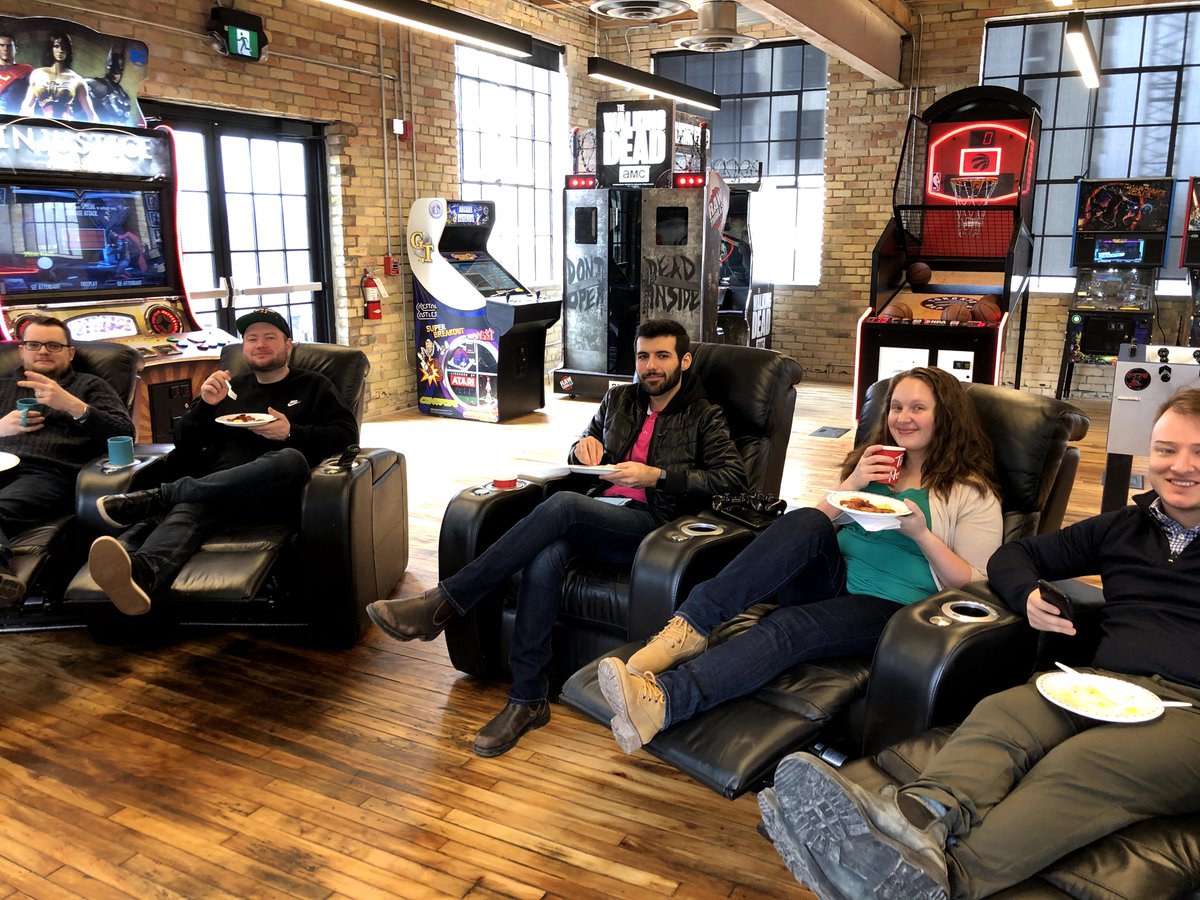 HRMcLeanCo's tweet photo. Our amazing team are at the heart of what we do, and we wouldn’t have it any other way. Happy #EmployeeAppreciationDay!

#McLeanProud #HR https://t.co/oxgmvtyfBp
