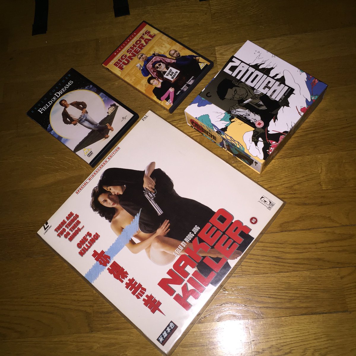 sogoodreviews's tweet photo. Main attractions in this lot: UK laserdisc of NAKED KILLER. Same content as the collector’s VHS box and this includes the booklet. Also got the (not oversized) box set with the 25 ZATOICHI movies.
#ILikeStuff https://t.co/I60xmF2WDN